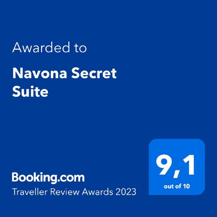 Navona Secret * Rom