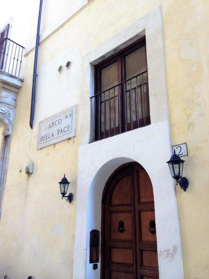 Apartment Navona Secret Rom